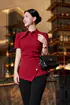 [KIAS x HannahOlala] Crimson Aura – Áo đỏ nhún eo + quần đen ống vảy - K15