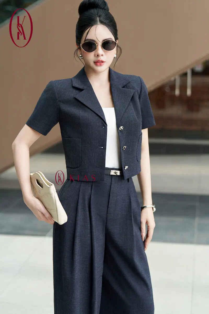 Set vest lửng - quần âu xước than - L28