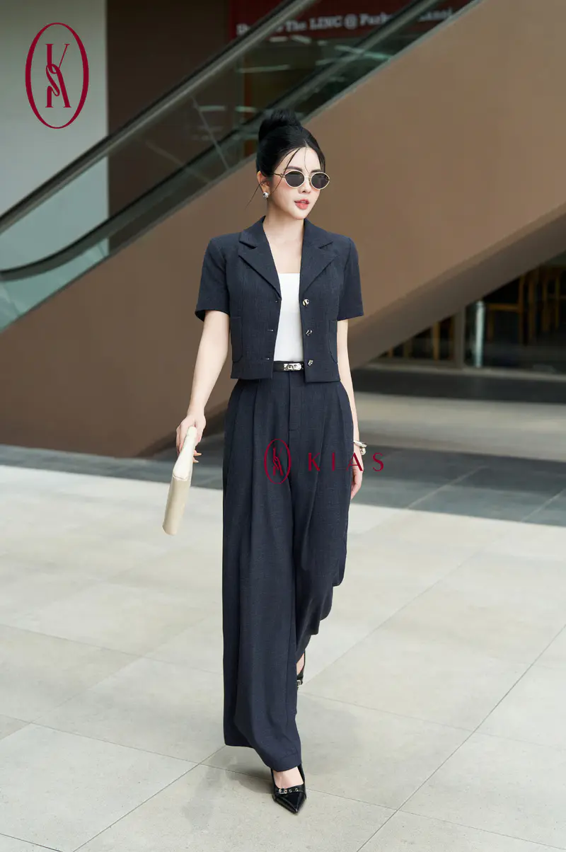 Set vest lửng - quần âu xước than - L28